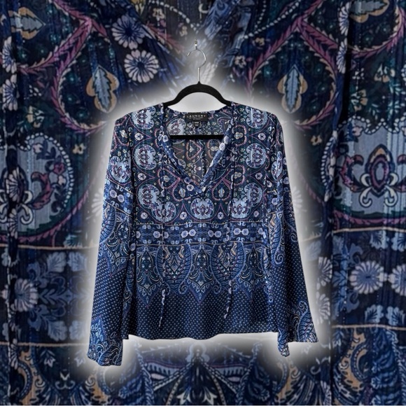 Laundry By Shelli Segal Tops - Laundry Blue Floral/Paisley Intricate Print Top with Metallic Silver Threads